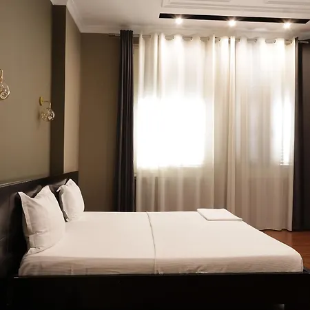 Monun Boutique 3* Tirana
